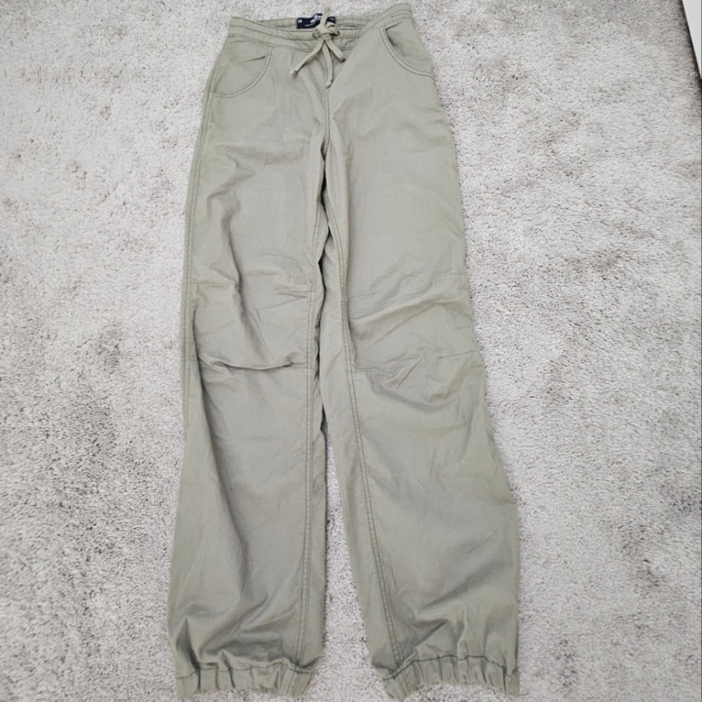 Parachute Pants - Picture 4 of 4